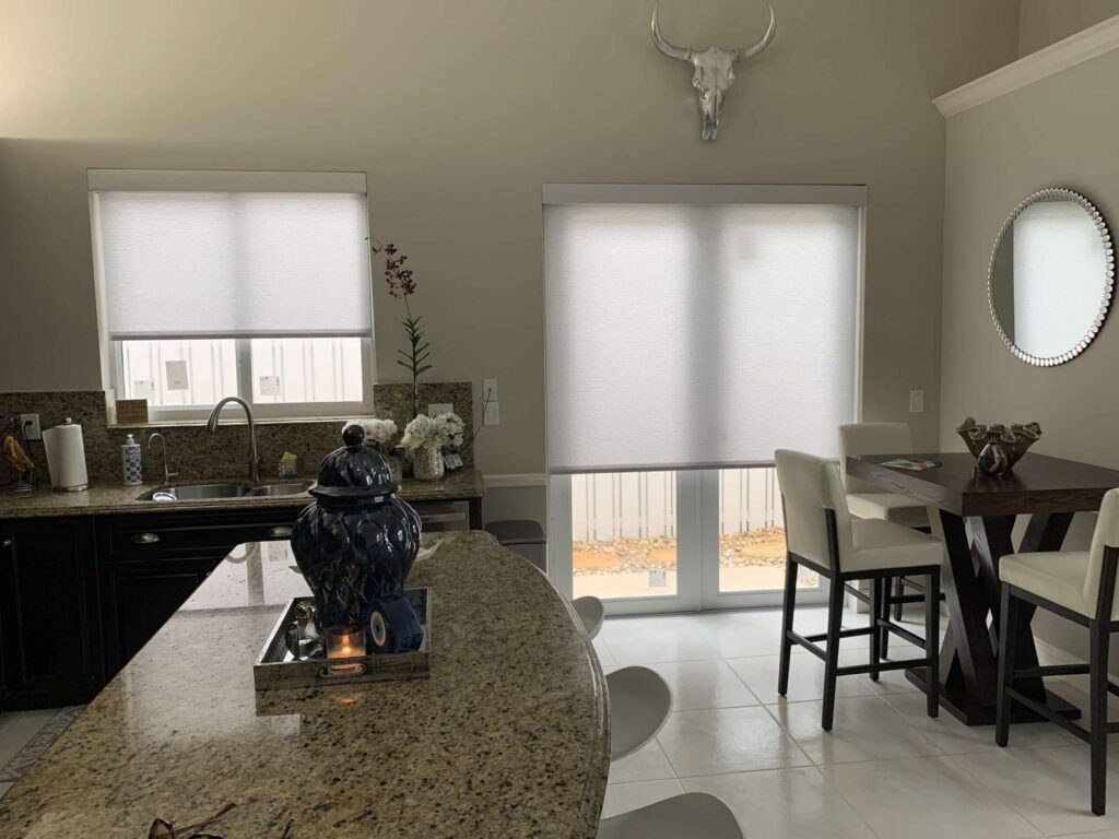 Roller-Shades